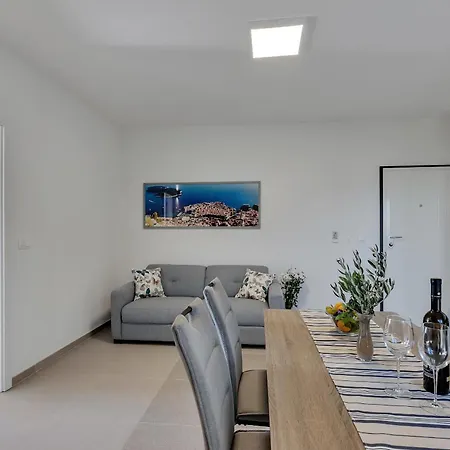 Apartment Luxury Podgora